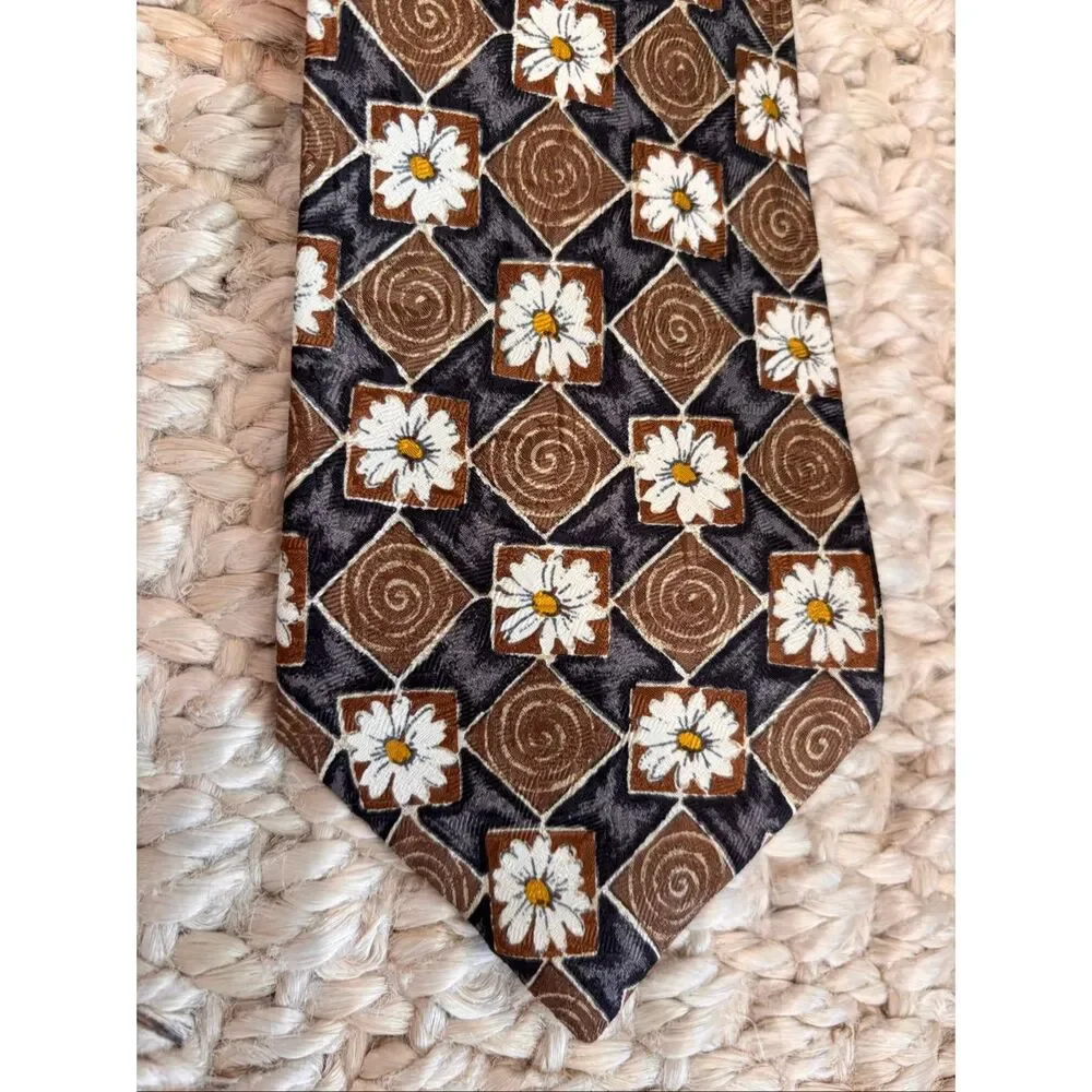NWT Ermenegildo Zegna Italian Silk Floral Geometric Necktie Brown Black Designer